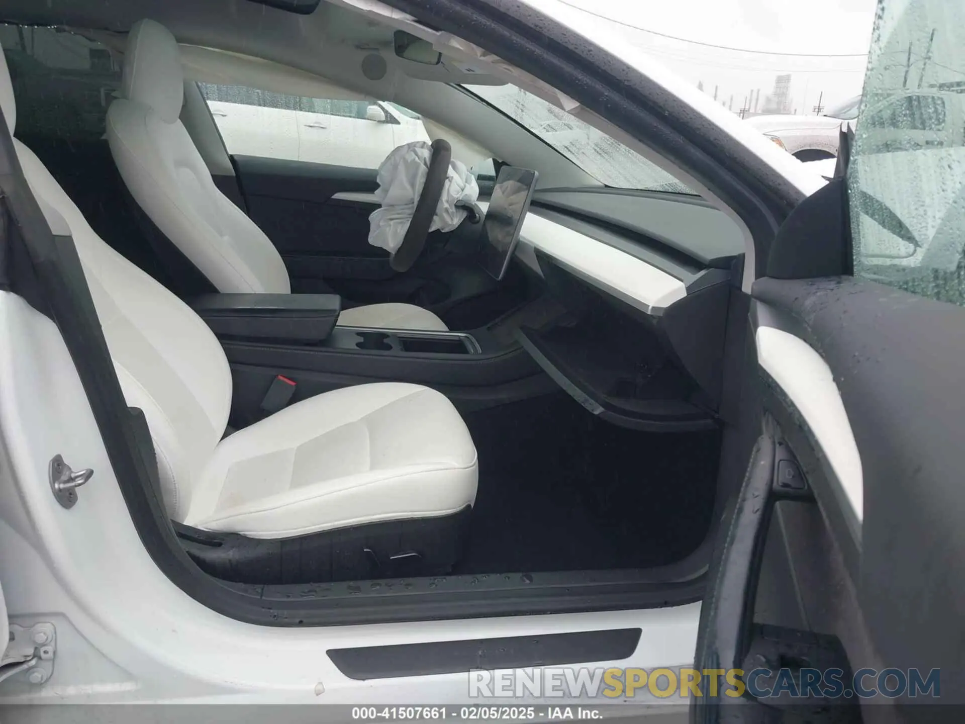 5 Photograph of a damaged car 5YJ3E1EA1PF426684 TESLA MODEL 3 2023