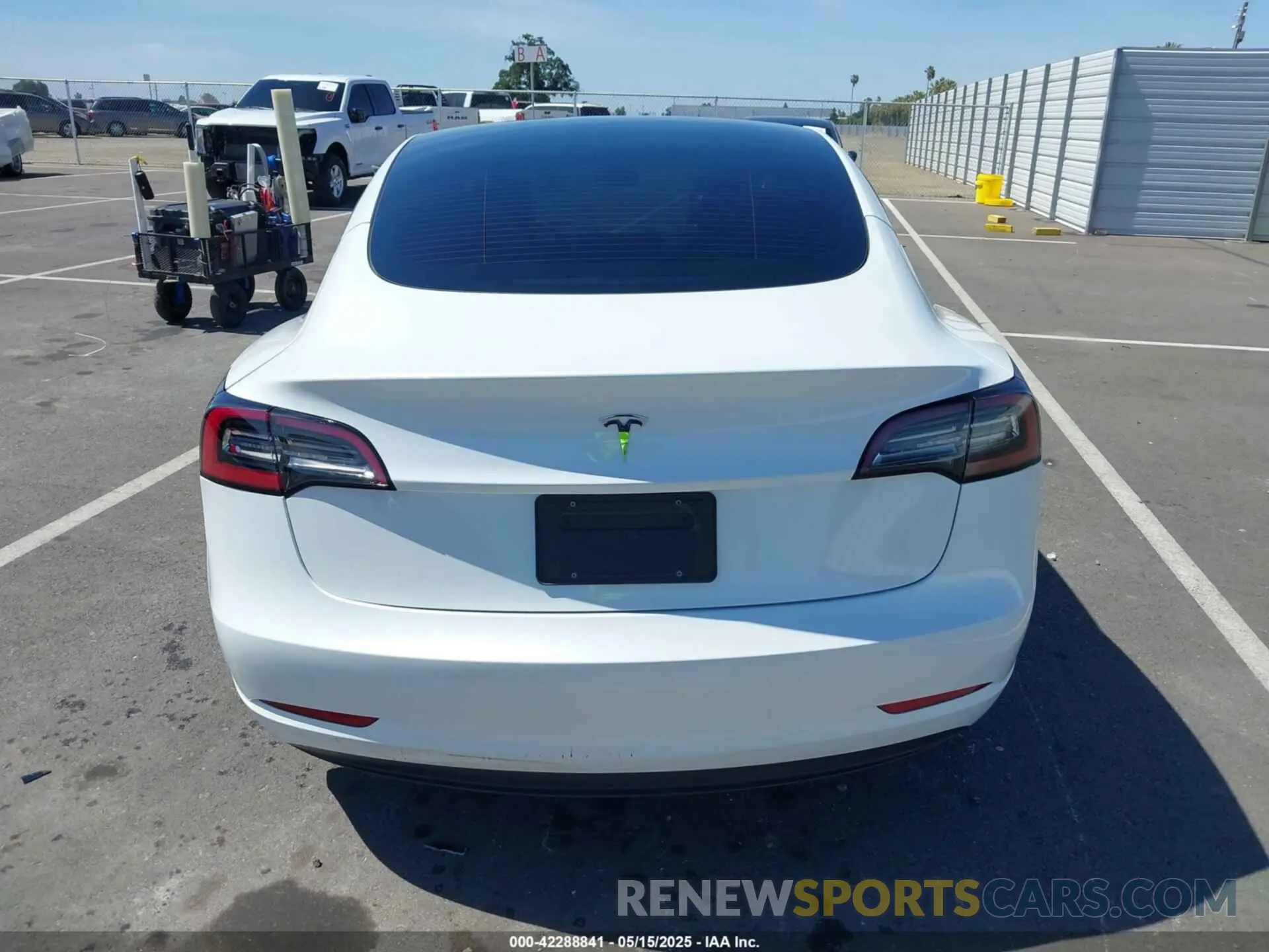 16 Photograph of a damaged car 5YJ3E1EA1PF431772 TESLA MODEL 3 2023