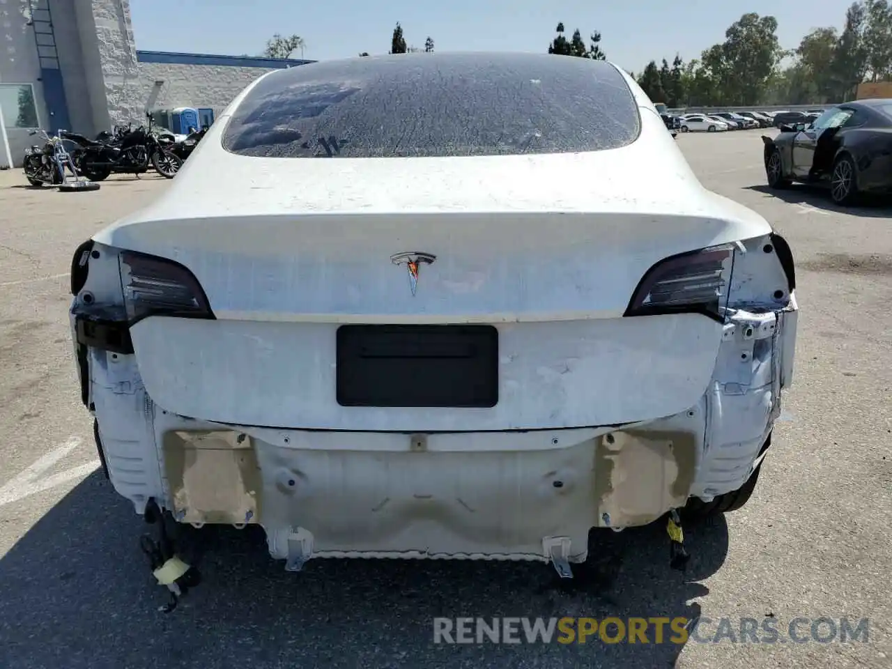 6 Photograph of a damaged car 5YJ3E1EA1PF432209 TESLA MODEL 3 2023