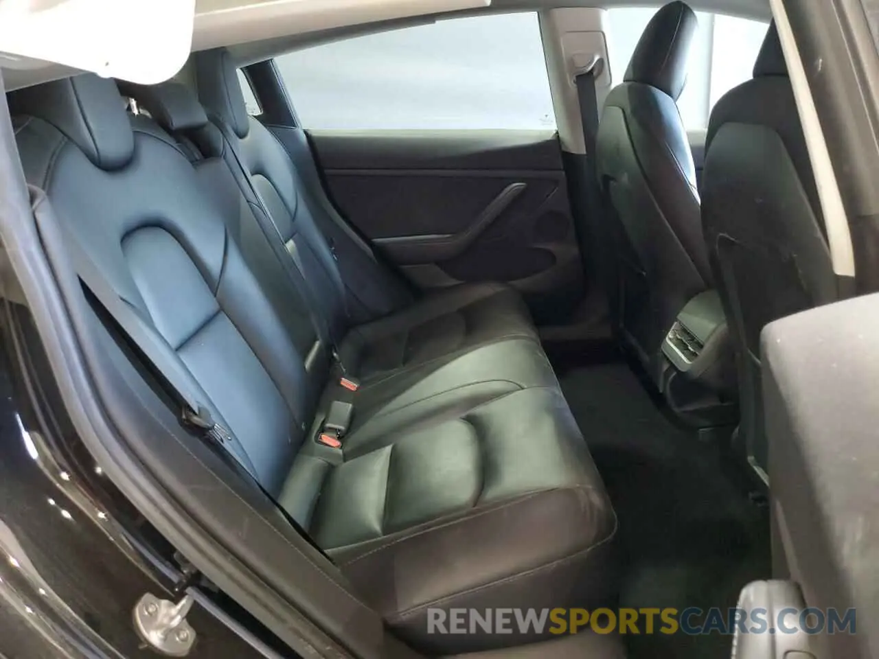 11 Photograph of a damaged car 5YJ3E1EA1PF437460 TESLA MODEL 3 2023