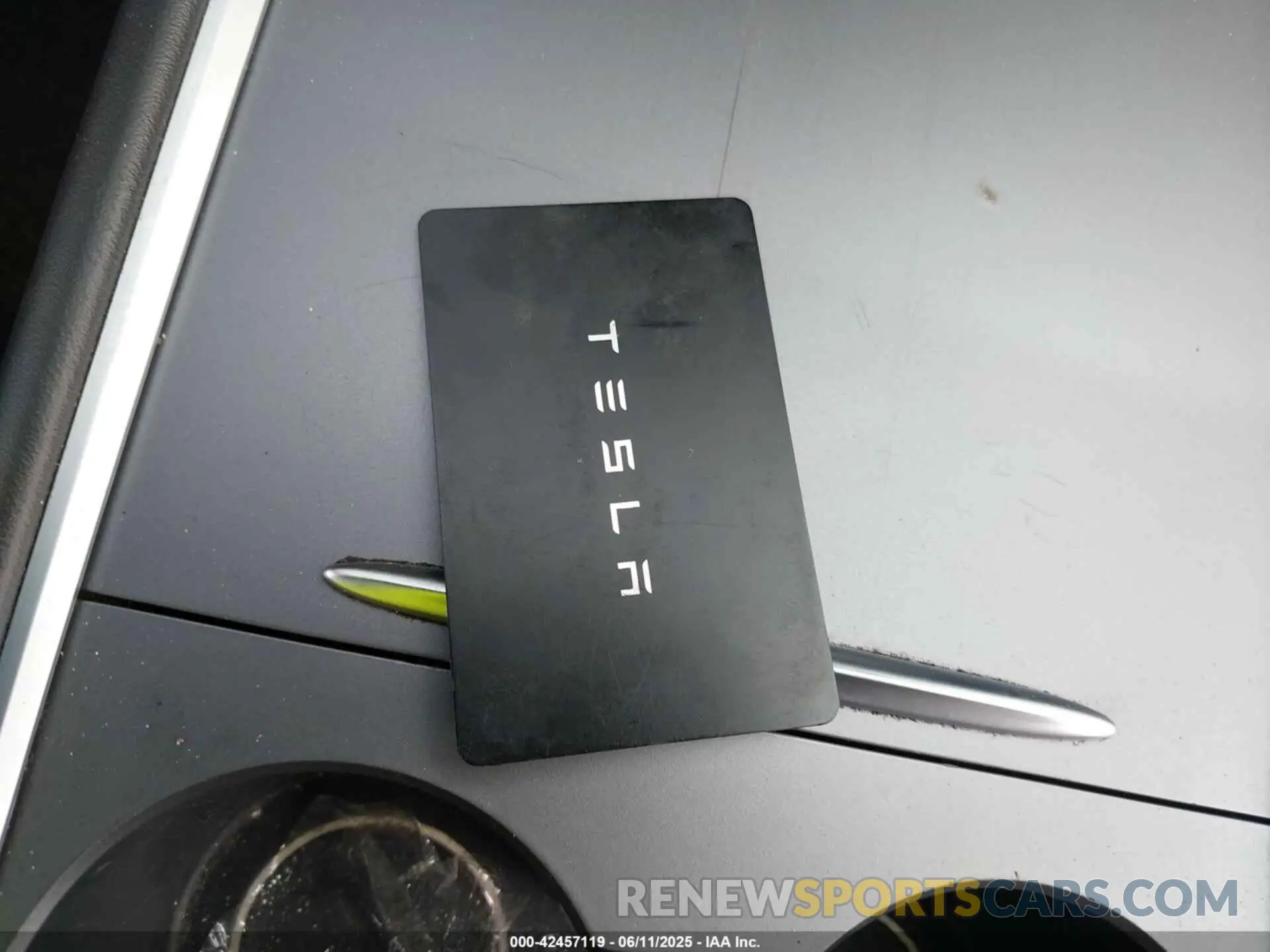 11 Photograph of a damaged car 5YJ3E1EA1PF449575 TESLA MODEL 3 2023