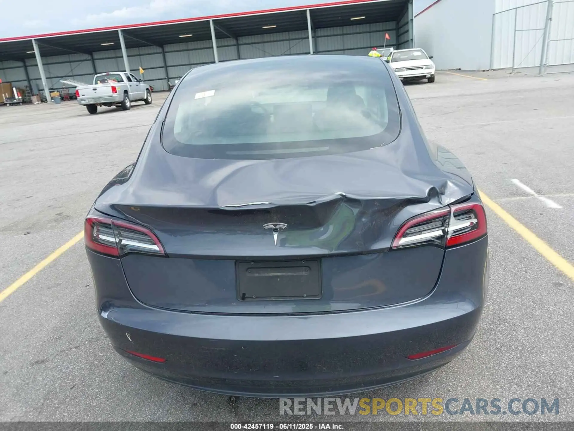 16 Photograph of a damaged car 5YJ3E1EA1PF449575 TESLA MODEL 3 2023
