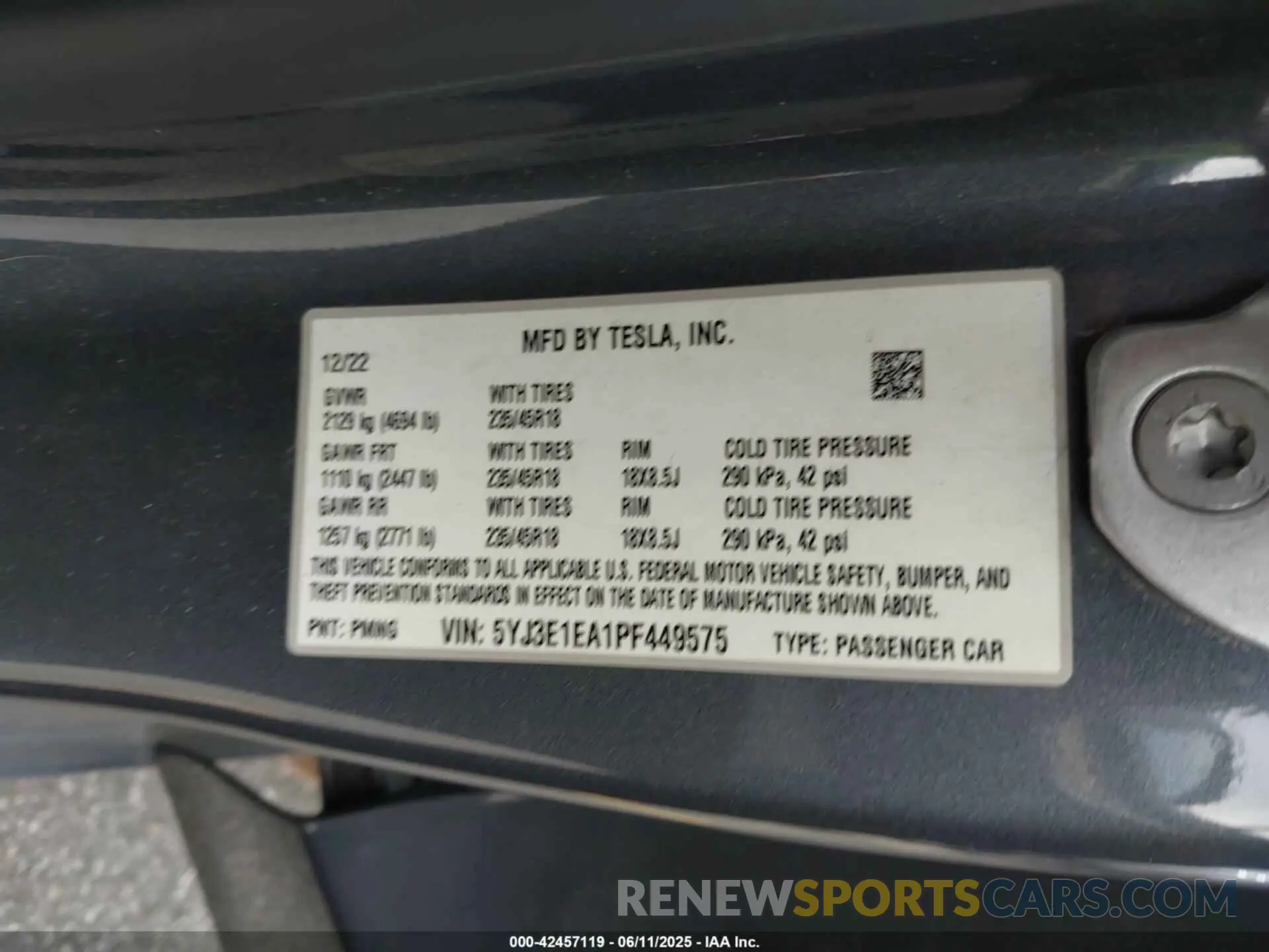 9 Photograph of a damaged car 5YJ3E1EA1PF449575 TESLA MODEL 3 2023