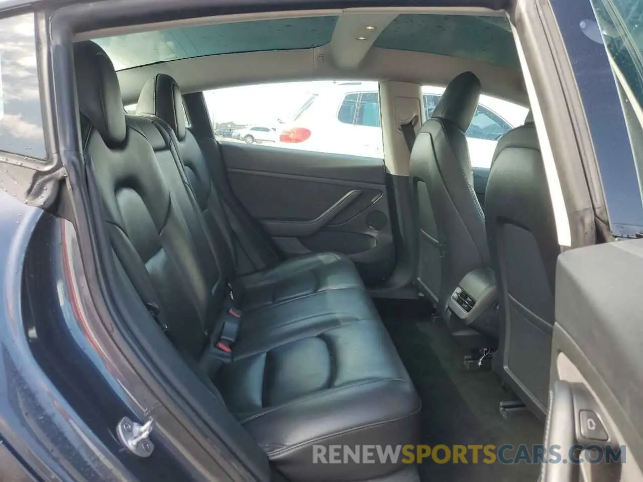 10 Photograph of a damaged car 5YJ3E1EA1PF449950 TESLA MODEL 3 2023