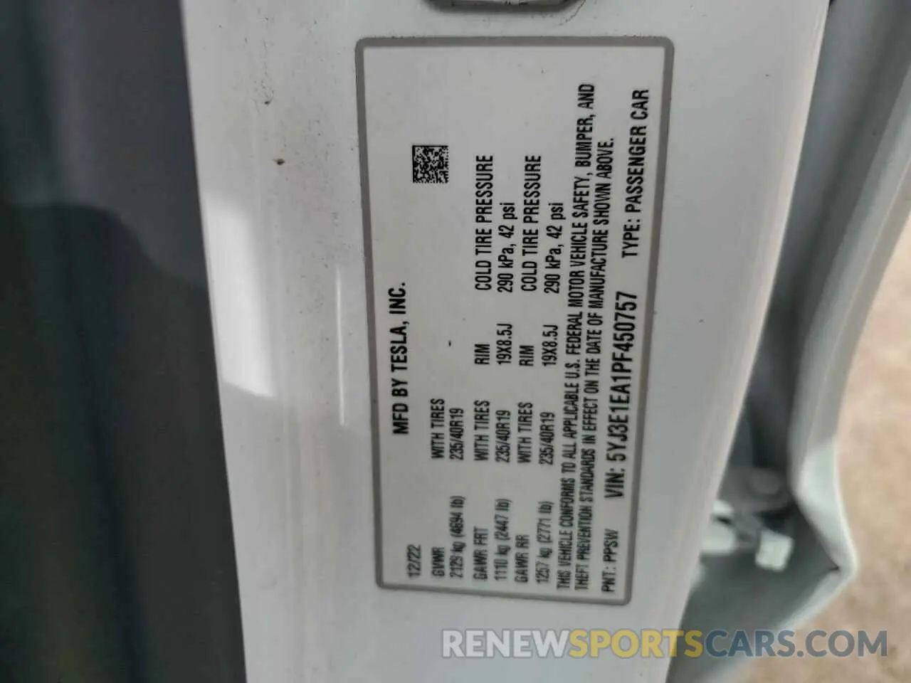 12 Photograph of a damaged car 5YJ3E1EA1PF450757 TESLA MODEL 3 2023