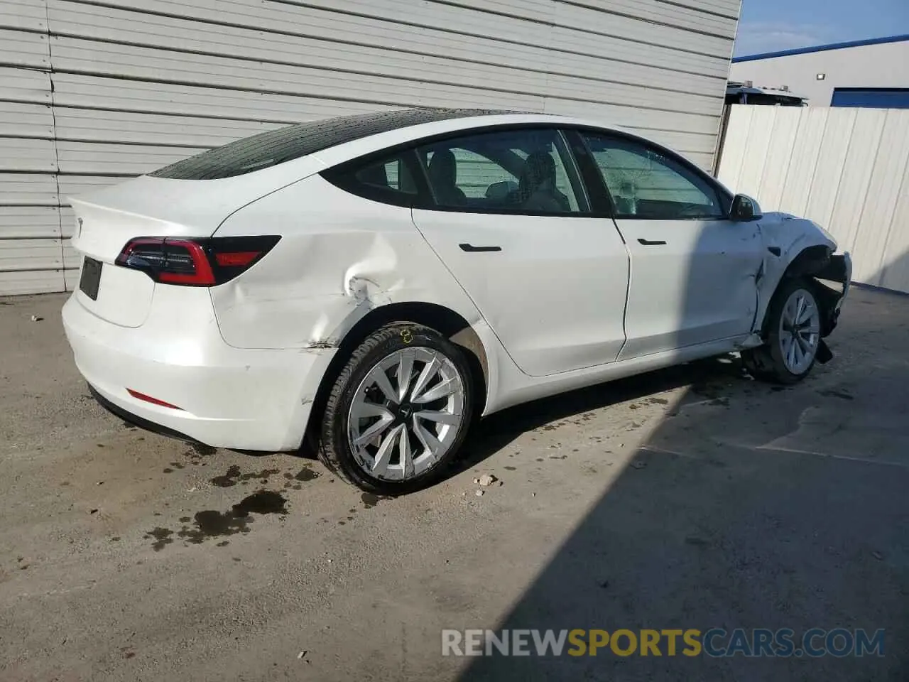 3 Photograph of a damaged car 5YJ3E1EA1PF451410 TESLA MODEL 3 2023