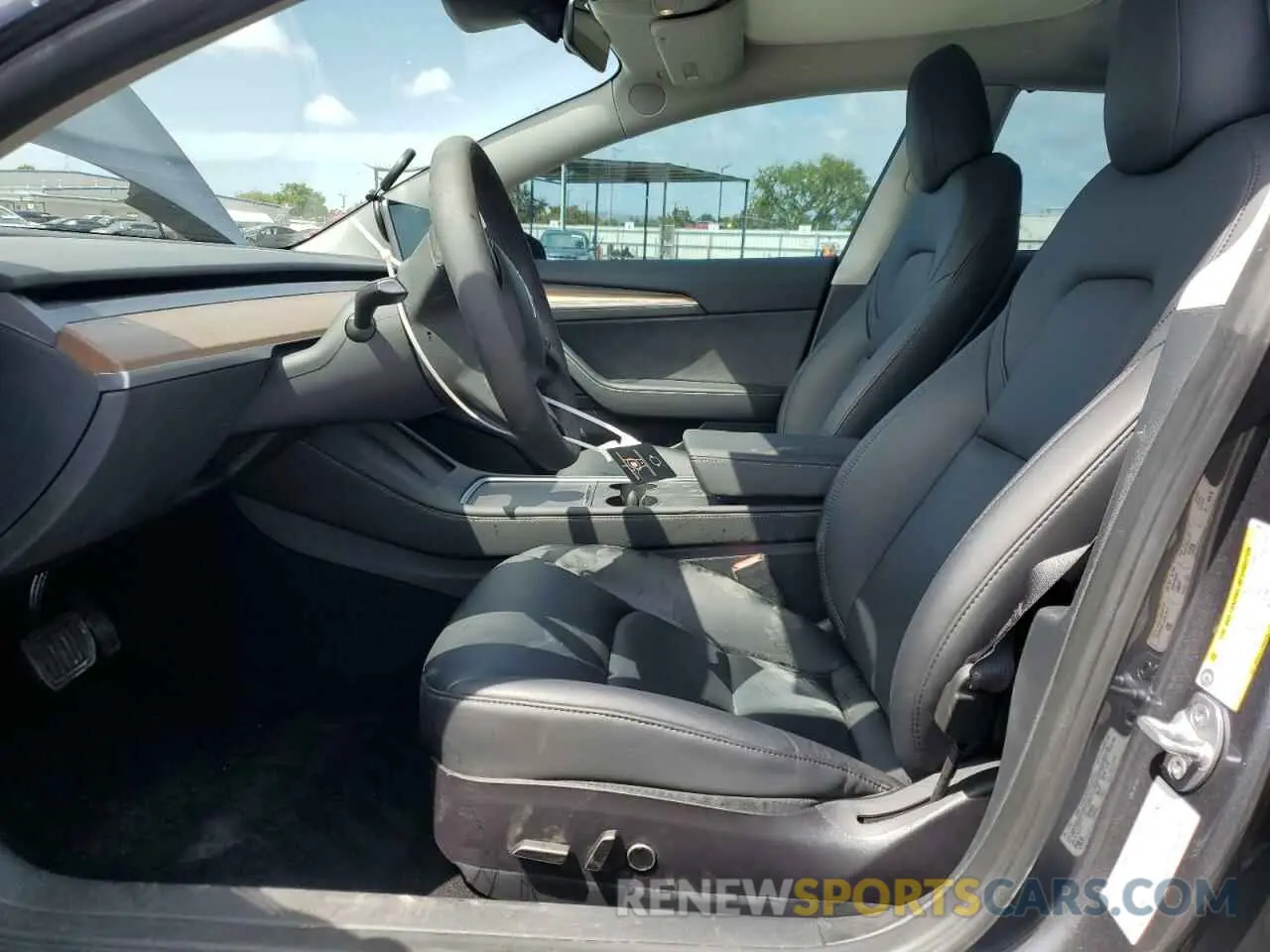 7 Photograph of a damaged car 5YJ3E1EA1PF465372 TESLA MODEL 3 2023