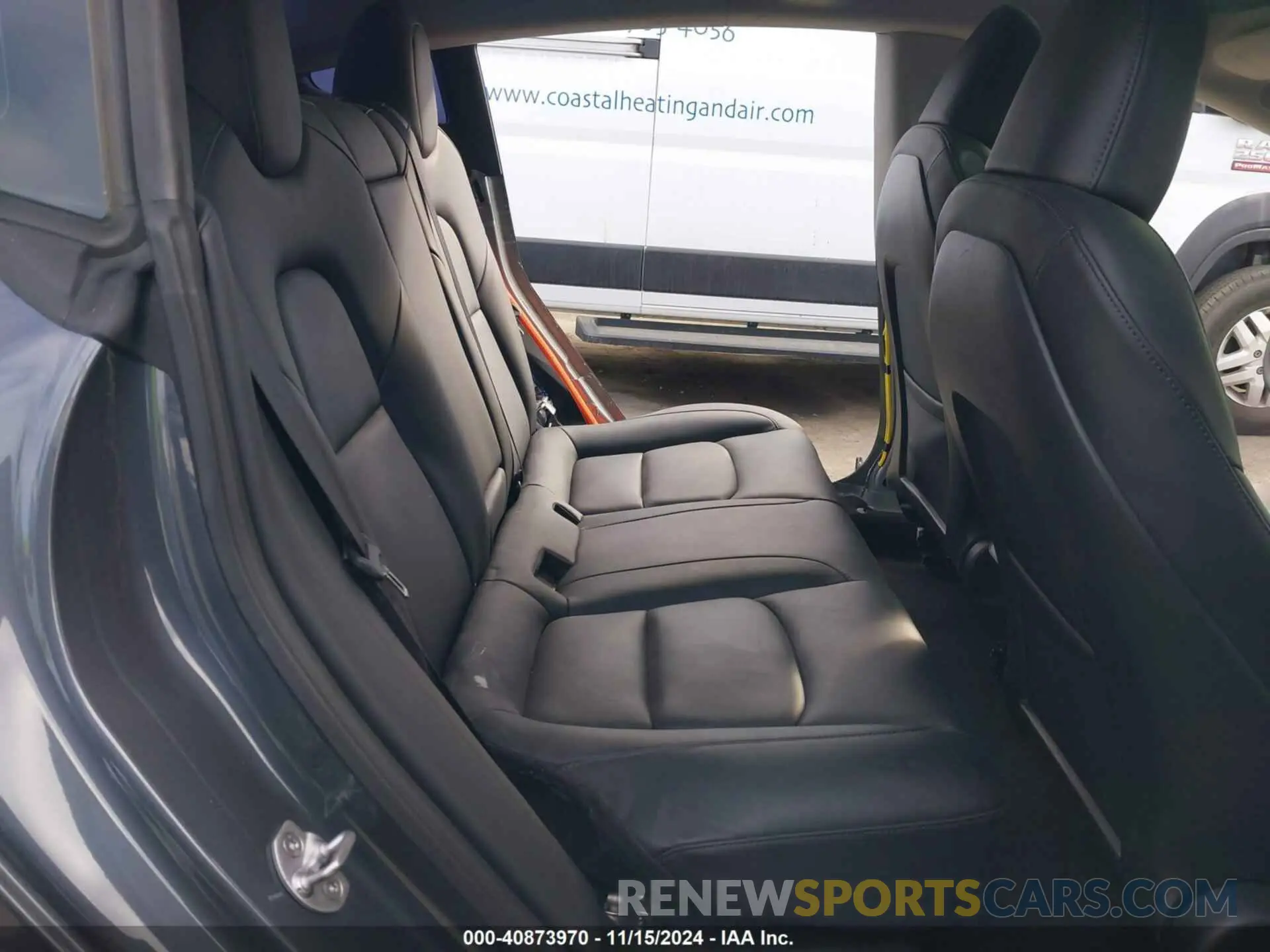 8 Photograph of a damaged car 5YJ3E1EA1PF489915 TESLA MODEL 3 2023