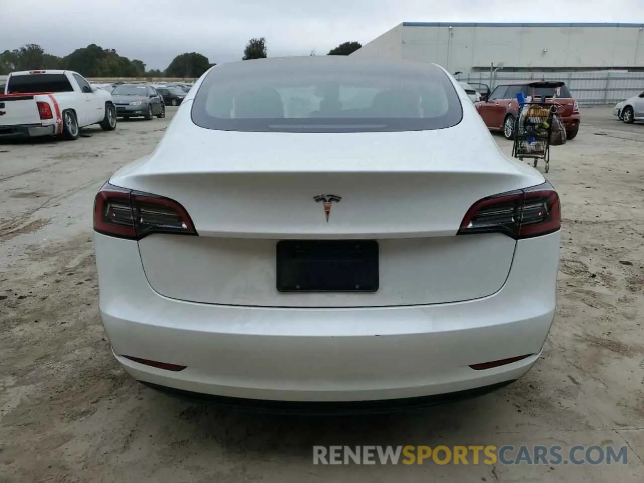 6 Photograph of a damaged car 5YJ3E1EA1PF513310 TESLA MODEL 3 2023
