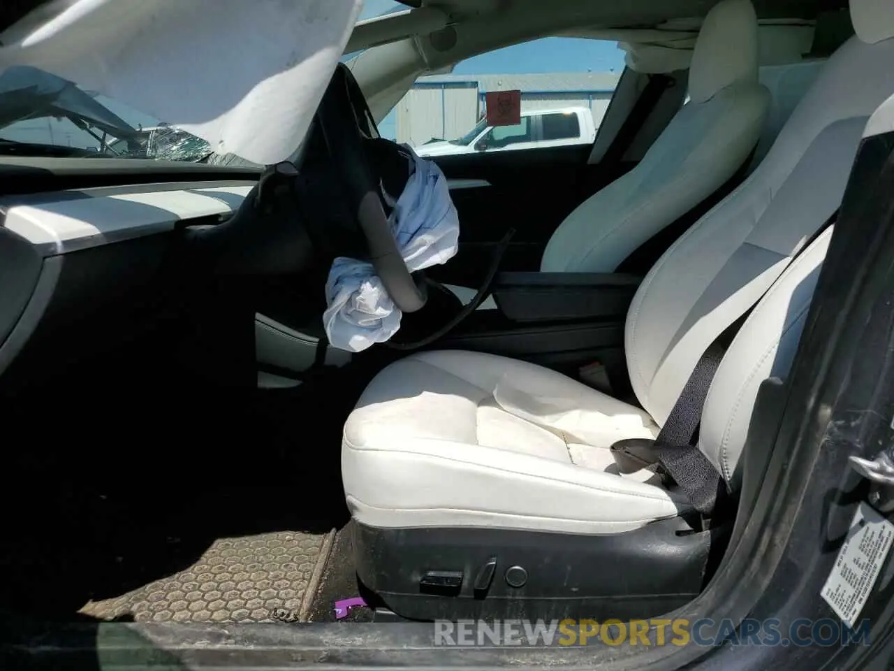 7 Photograph of a damaged car 5YJ3E1EA1PF516787 TESLA MODEL 3 2023