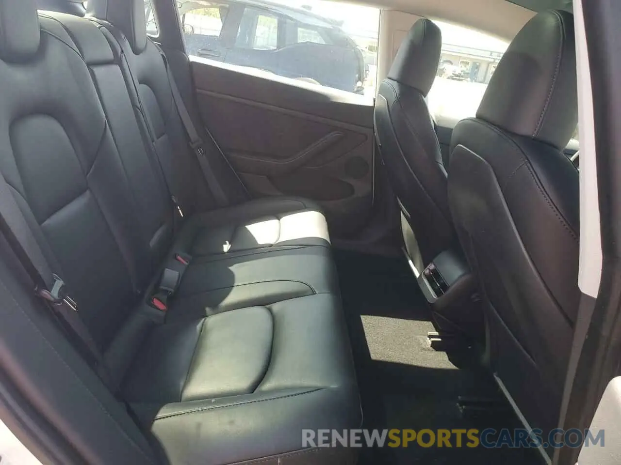 10 Photograph of a damaged car 5YJ3E1EA1PF542001 TESLA MODEL 3 2023