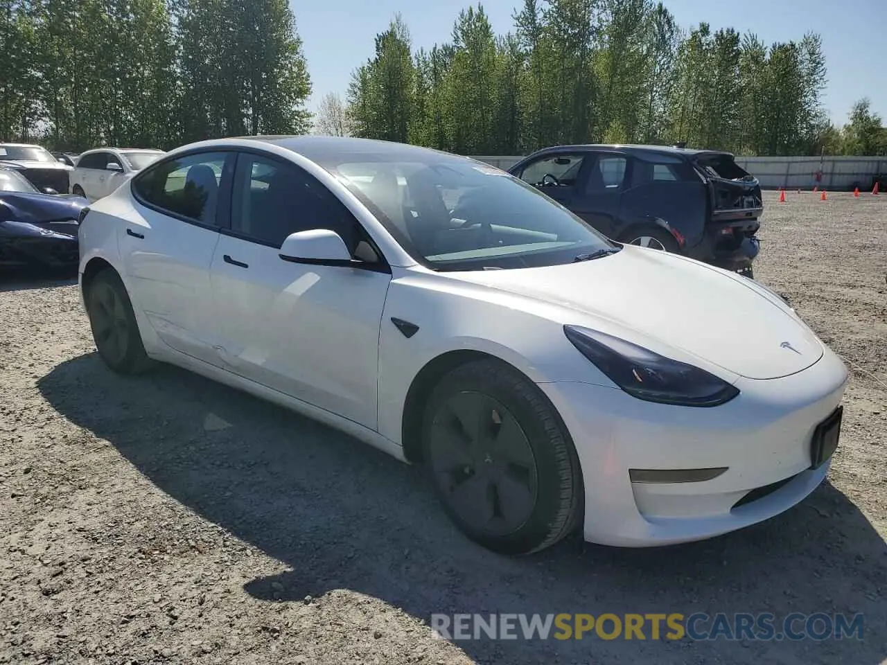 4 Photograph of a damaged car 5YJ3E1EA1PF542001 TESLA MODEL 3 2023