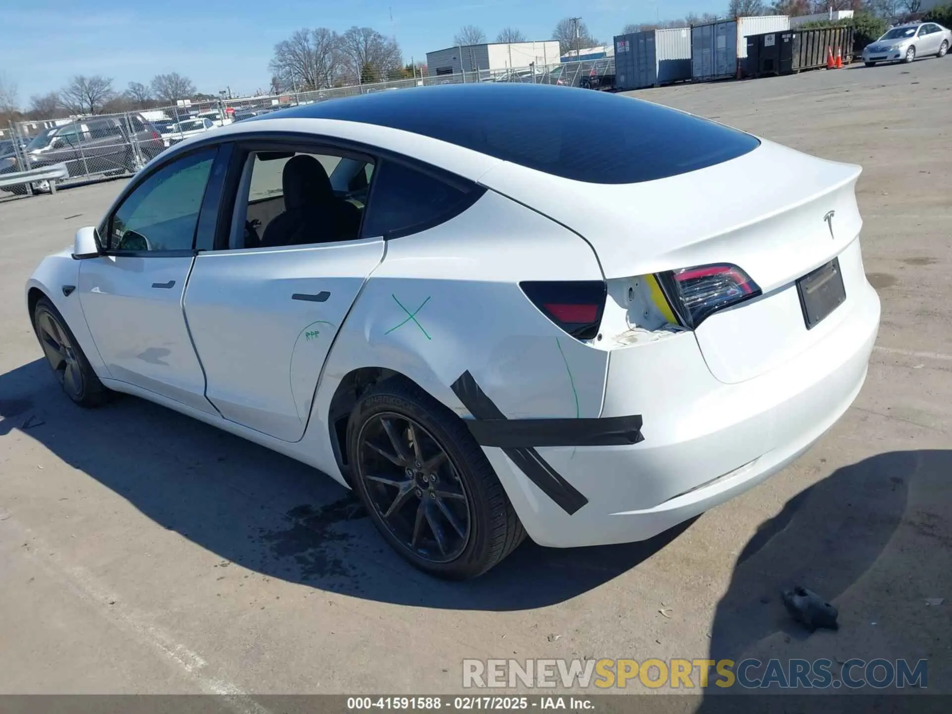 3 Photograph of a damaged car 5YJ3E1EA1PF545223 TESLA MODEL 3 2023