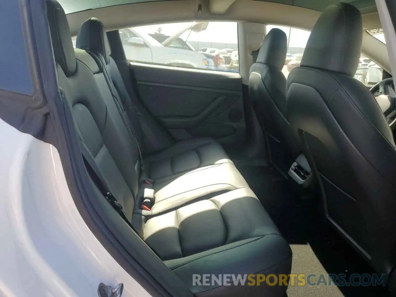 10 Photograph of a damaged car 5YJ3E1EA1PF546534 TESLA MODEL 3 2023