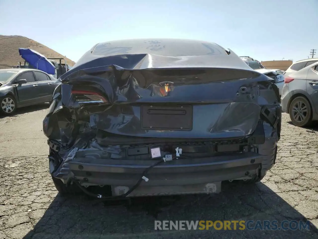 6 Photograph of a damaged car 5YJ3E1EA1PF568579 TESLA MODEL 3 2023