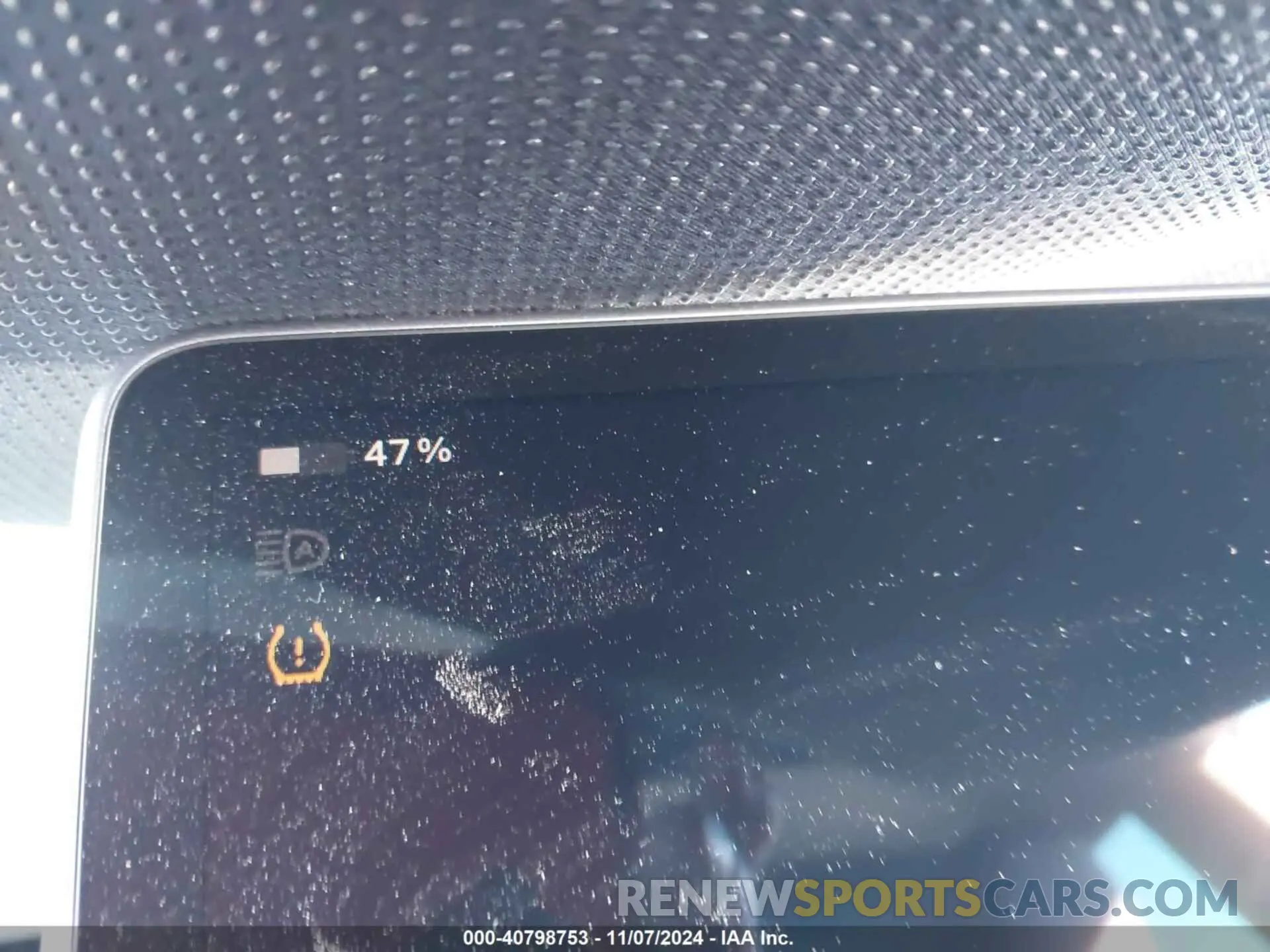 17 Photograph of a damaged car 5YJ3E1EA1PF569117 TESLA MODEL 3 2023