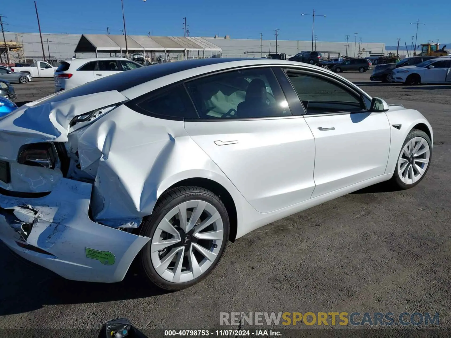 4 Photograph of a damaged car 5YJ3E1EA1PF569117 TESLA MODEL 3 2023