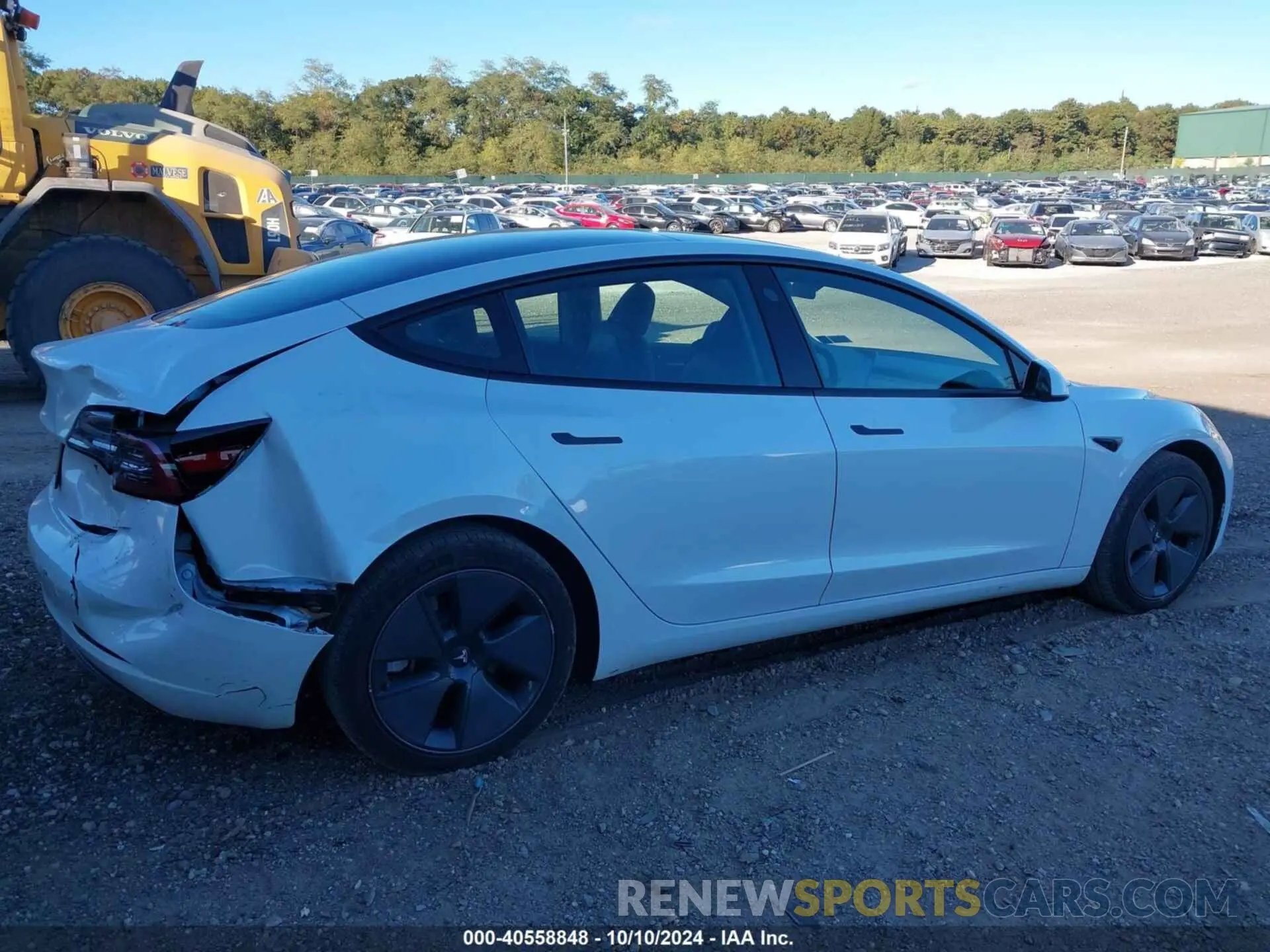4 Photograph of a damaged car 5YJ3E1EA1PF570543 TESLA MODEL 3 2023