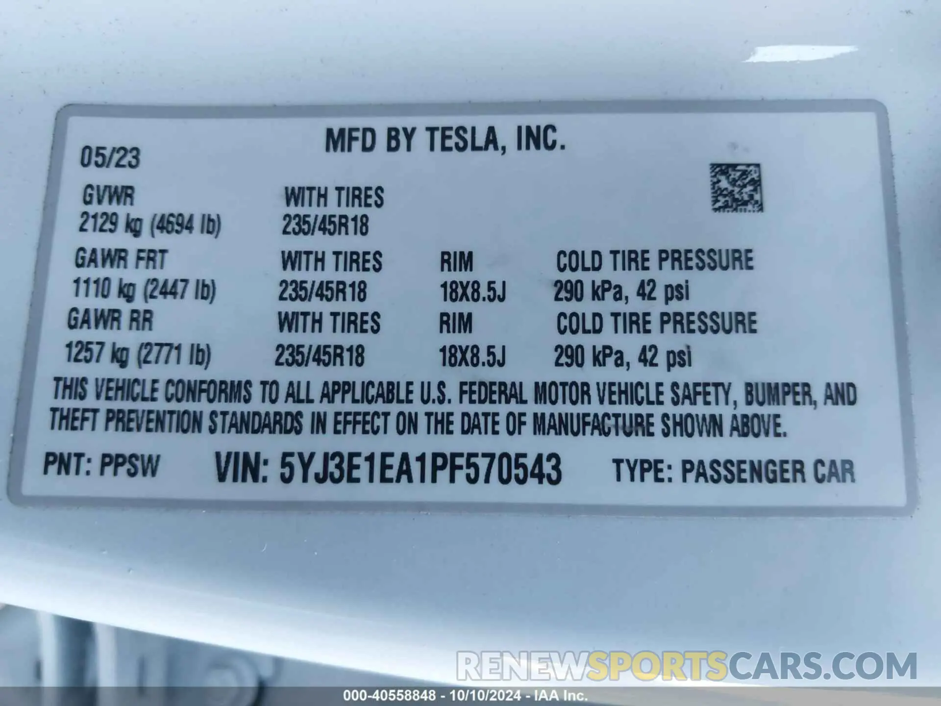9 Photograph of a damaged car 5YJ3E1EA1PF570543 TESLA MODEL 3 2023