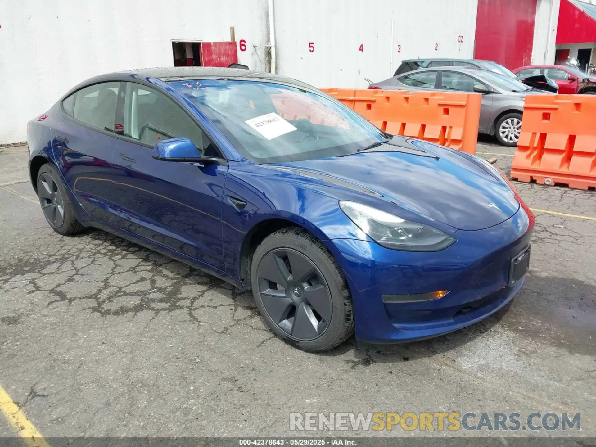 1 Photograph of a damaged car 5YJ3E1EA1PF572180 TESLA MODEL 3 2023