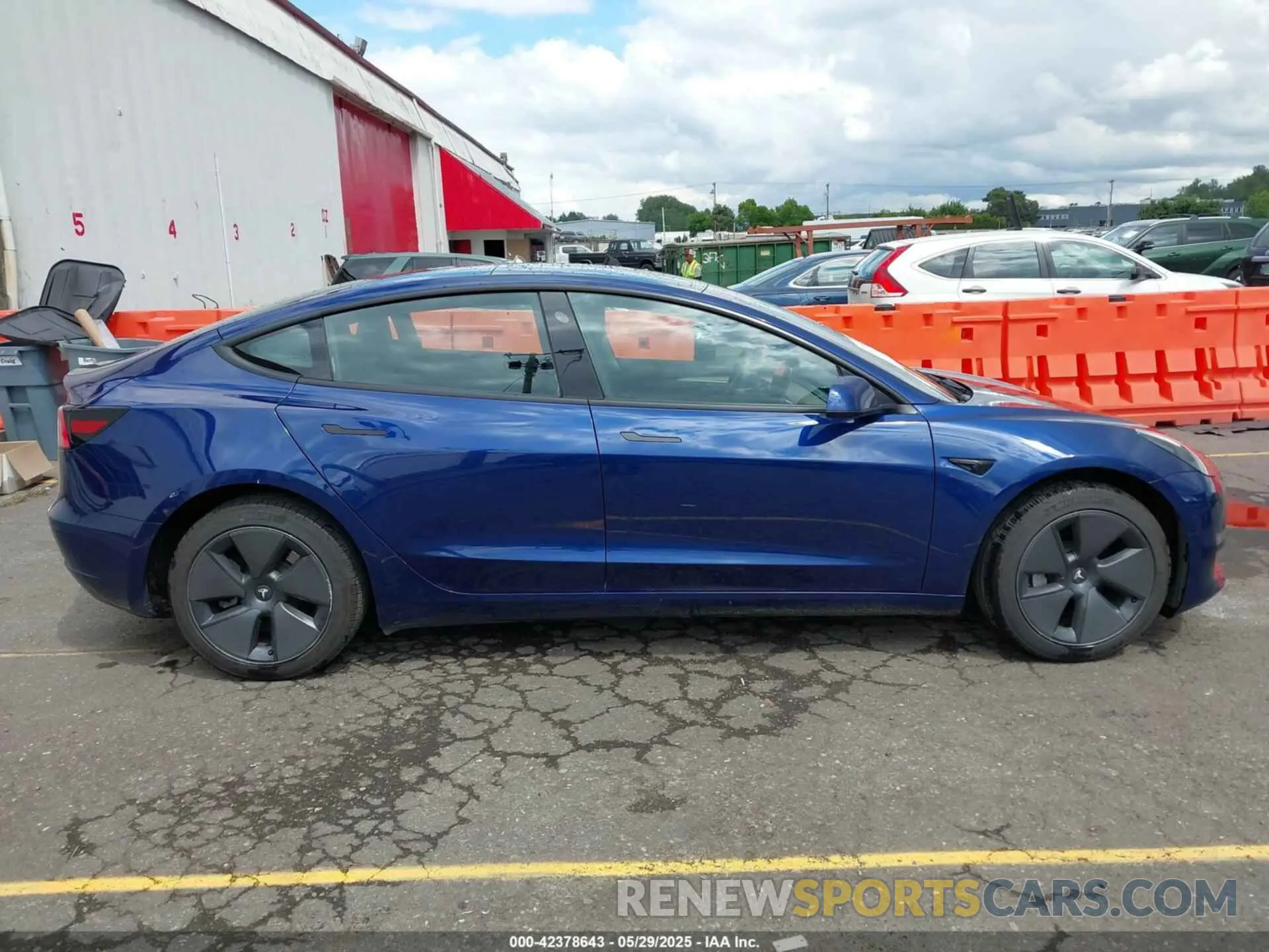 13 Photograph of a damaged car 5YJ3E1EA1PF572180 TESLA MODEL 3 2023