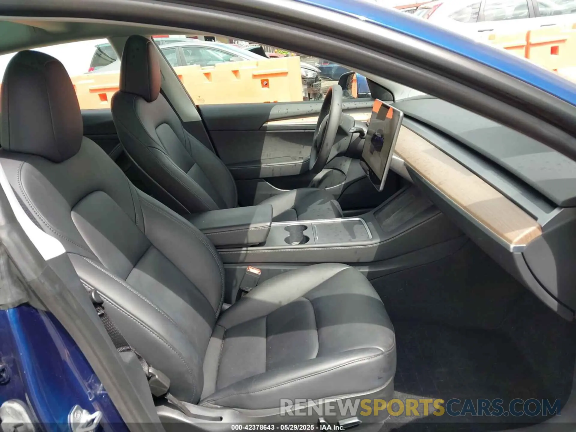 5 Photograph of a damaged car 5YJ3E1EA1PF572180 TESLA MODEL 3 2023