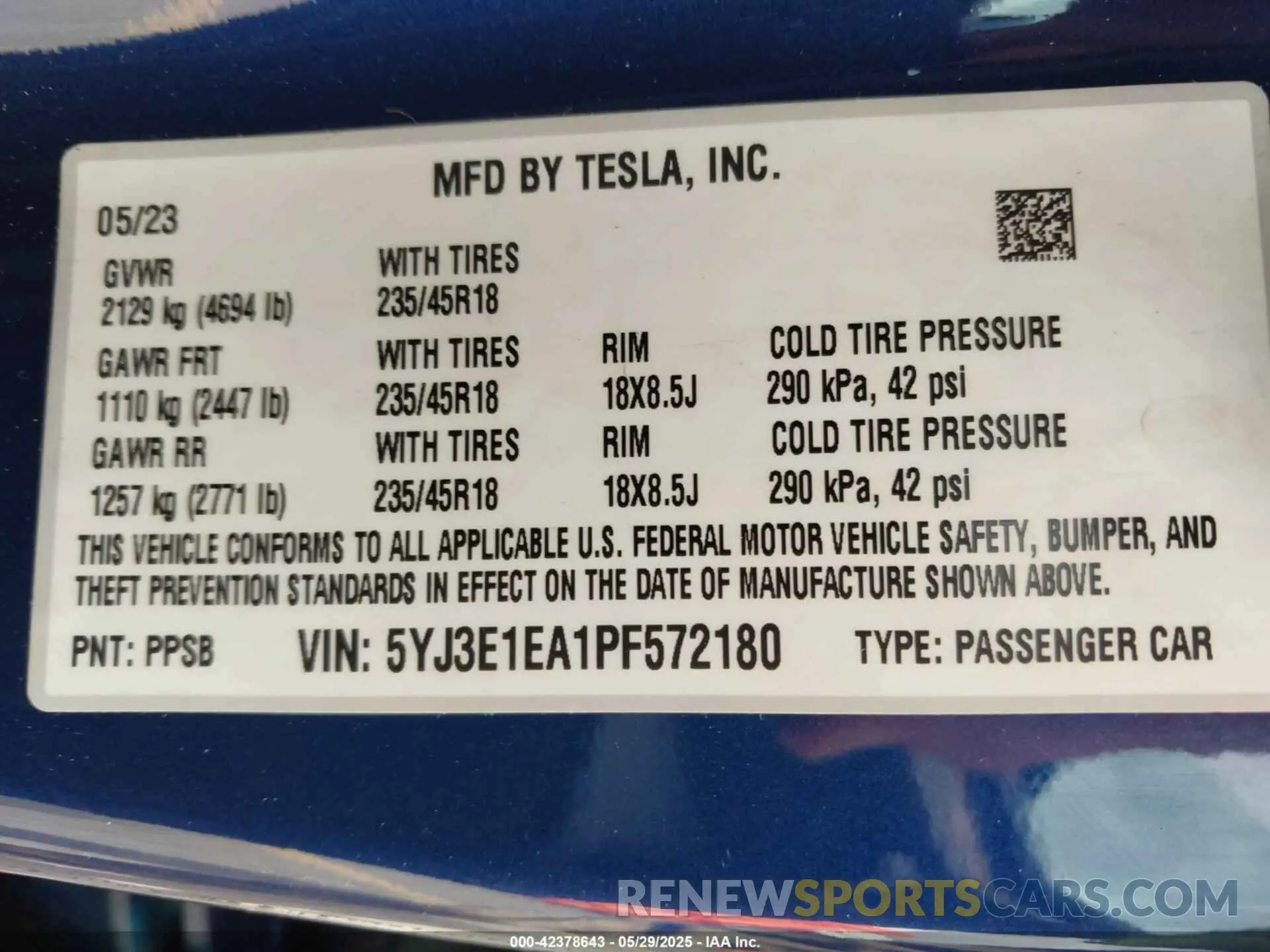 9 Photograph of a damaged car 5YJ3E1EA1PF572180 TESLA MODEL 3 2023