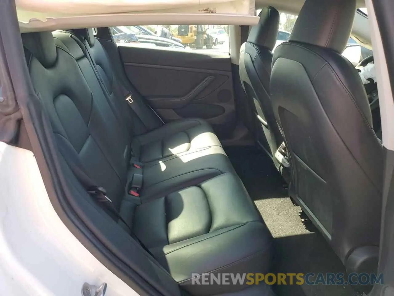10 Photograph of a damaged car 5YJ3E1EA1PF573006 TESLA MODEL 3 2023