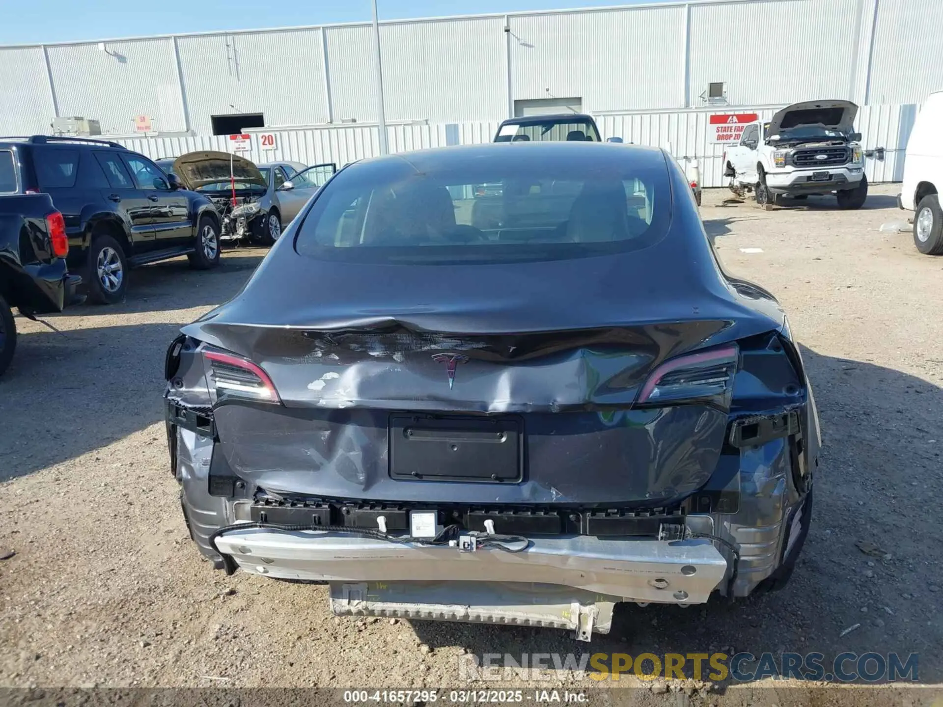 17 Photograph of a damaged car 5YJ3E1EA1PF576780 TESLA MODEL 3 2023