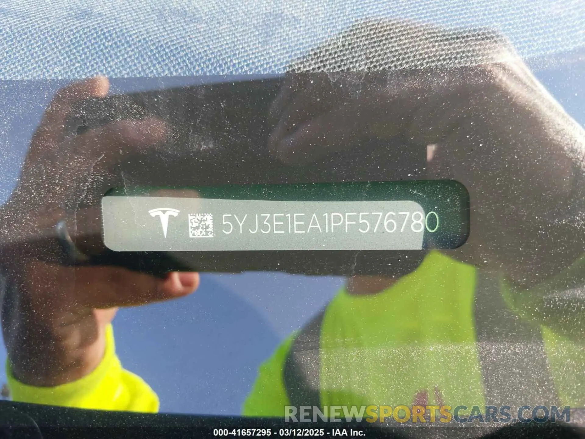 9 Photograph of a damaged car 5YJ3E1EA1PF576780 TESLA MODEL 3 2023