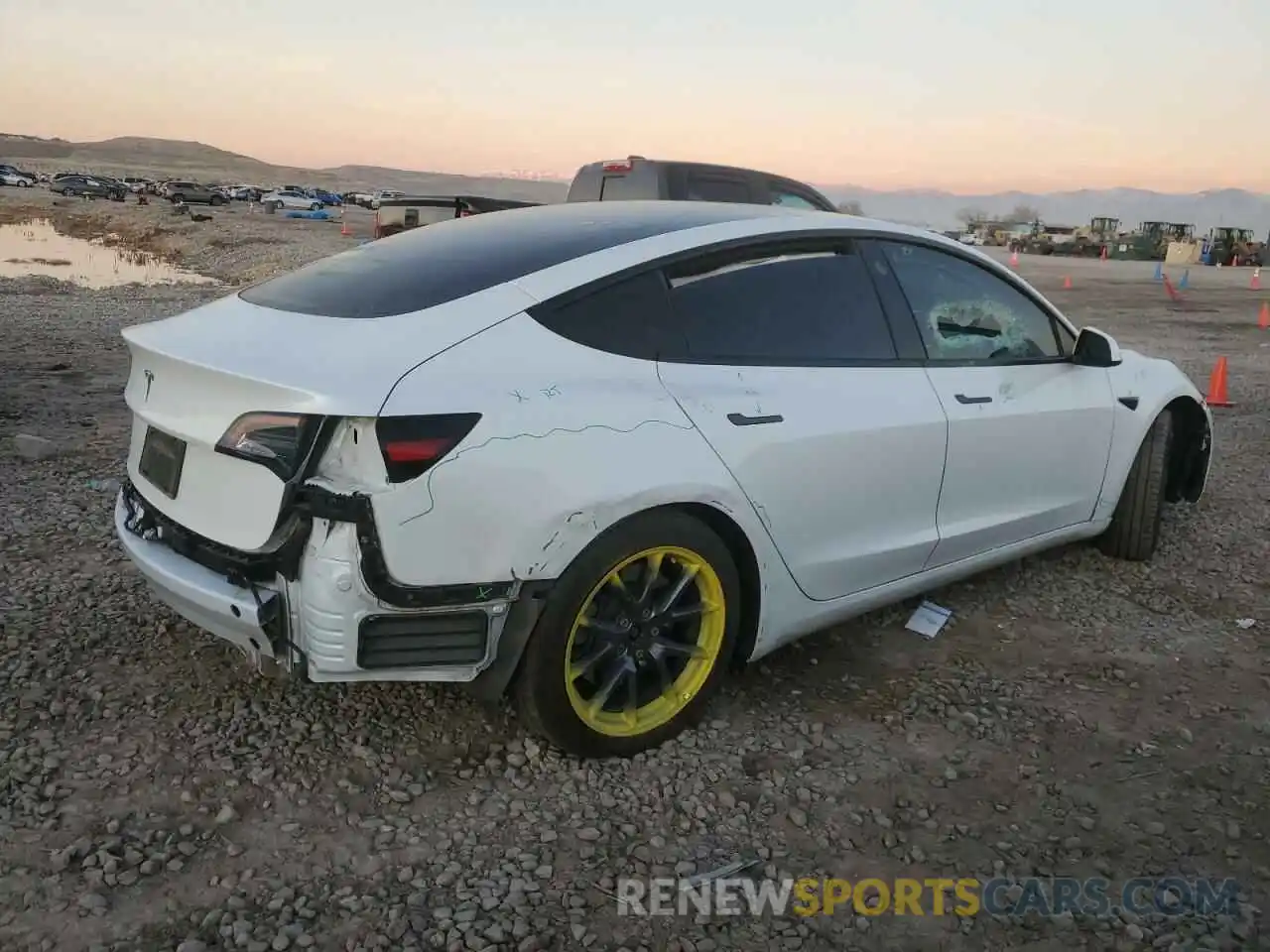 3 Photograph of a damaged car 5YJ3E1EA1PF586774 TESLA MODEL 3 2023