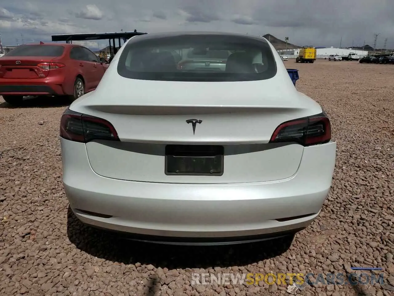 6 Photograph of a damaged car 5YJ3E1EA1PF587889 TESLA MODEL 3 2023