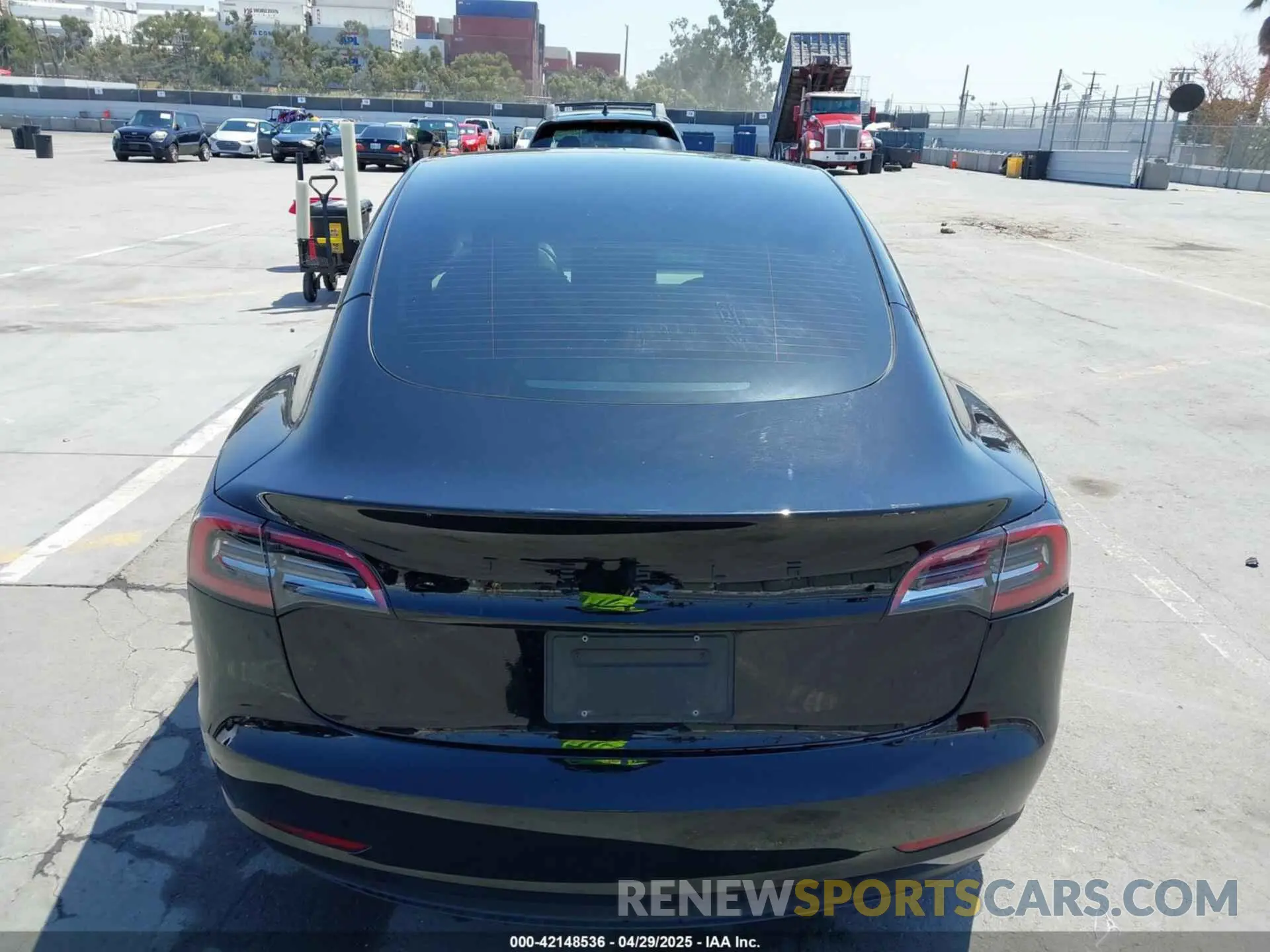 16 Photograph of a damaged car 5YJ3E1EA1PF599699 TESLA MODEL 3 2023