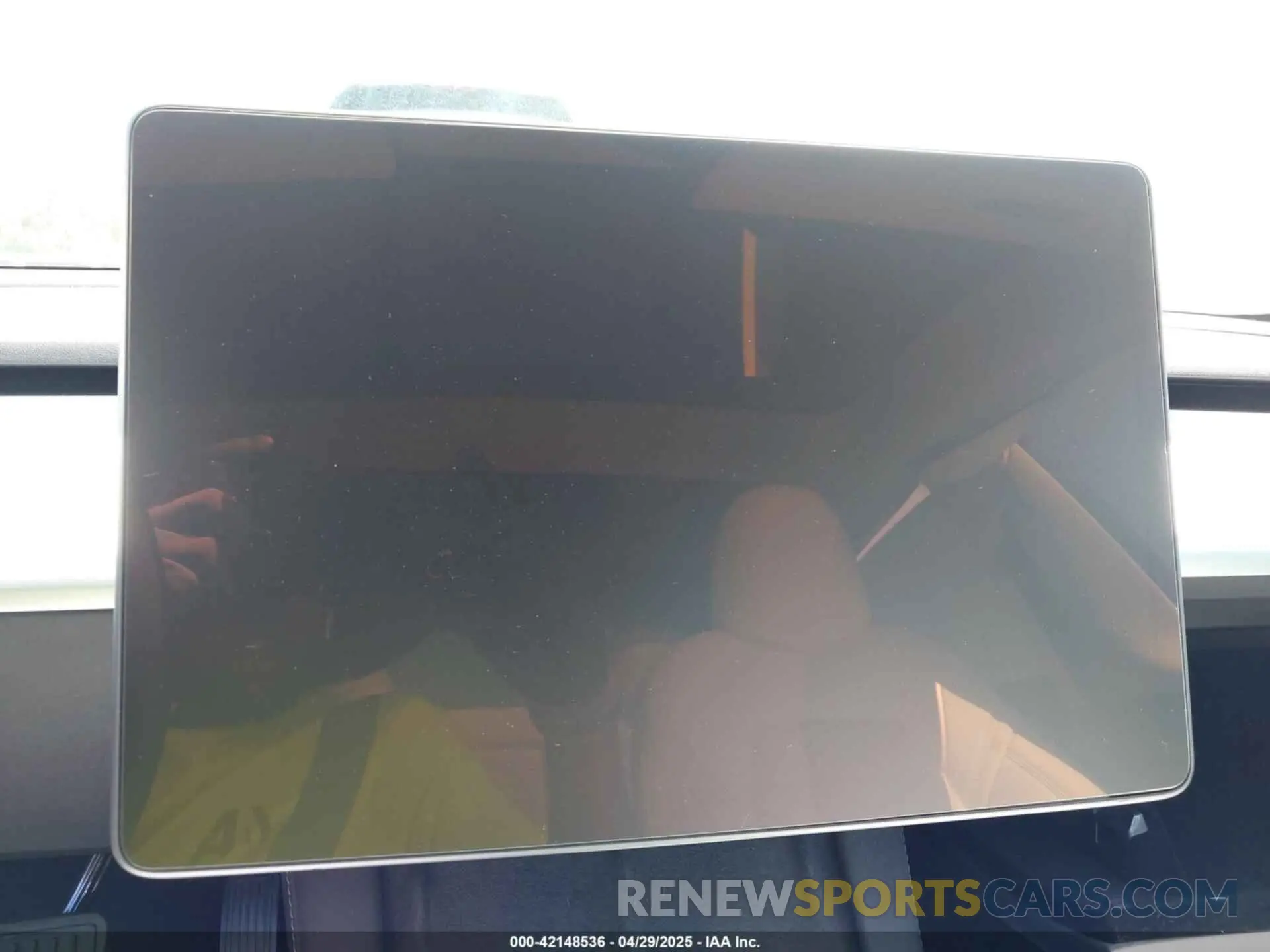18 Photograph of a damaged car 5YJ3E1EA1PF599699 TESLA MODEL 3 2023