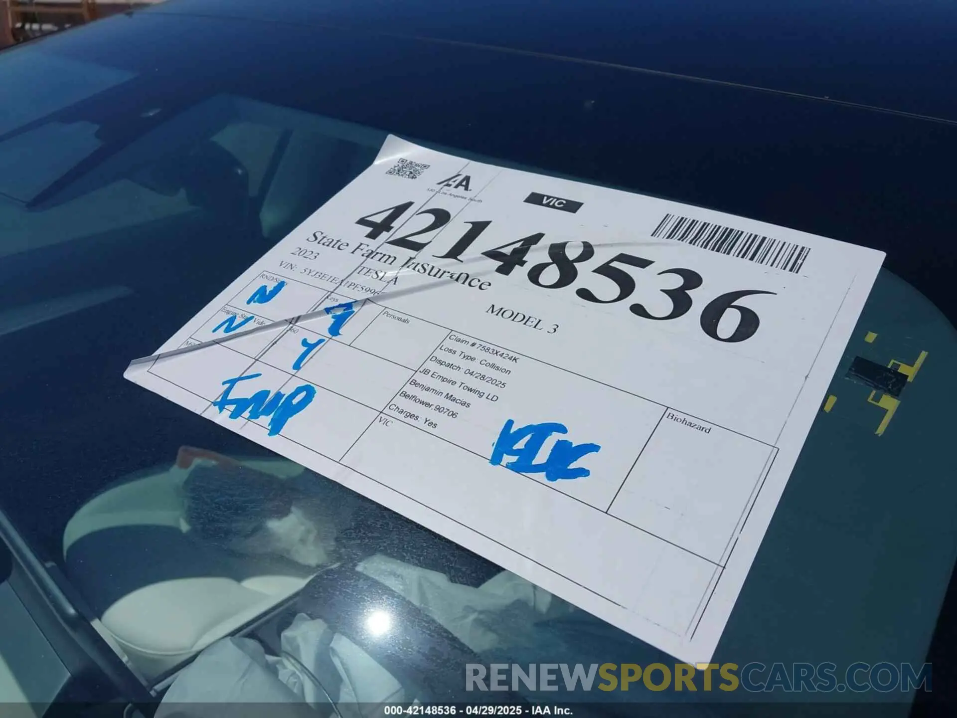 19 Photograph of a damaged car 5YJ3E1EA1PF599699 TESLA MODEL 3 2023