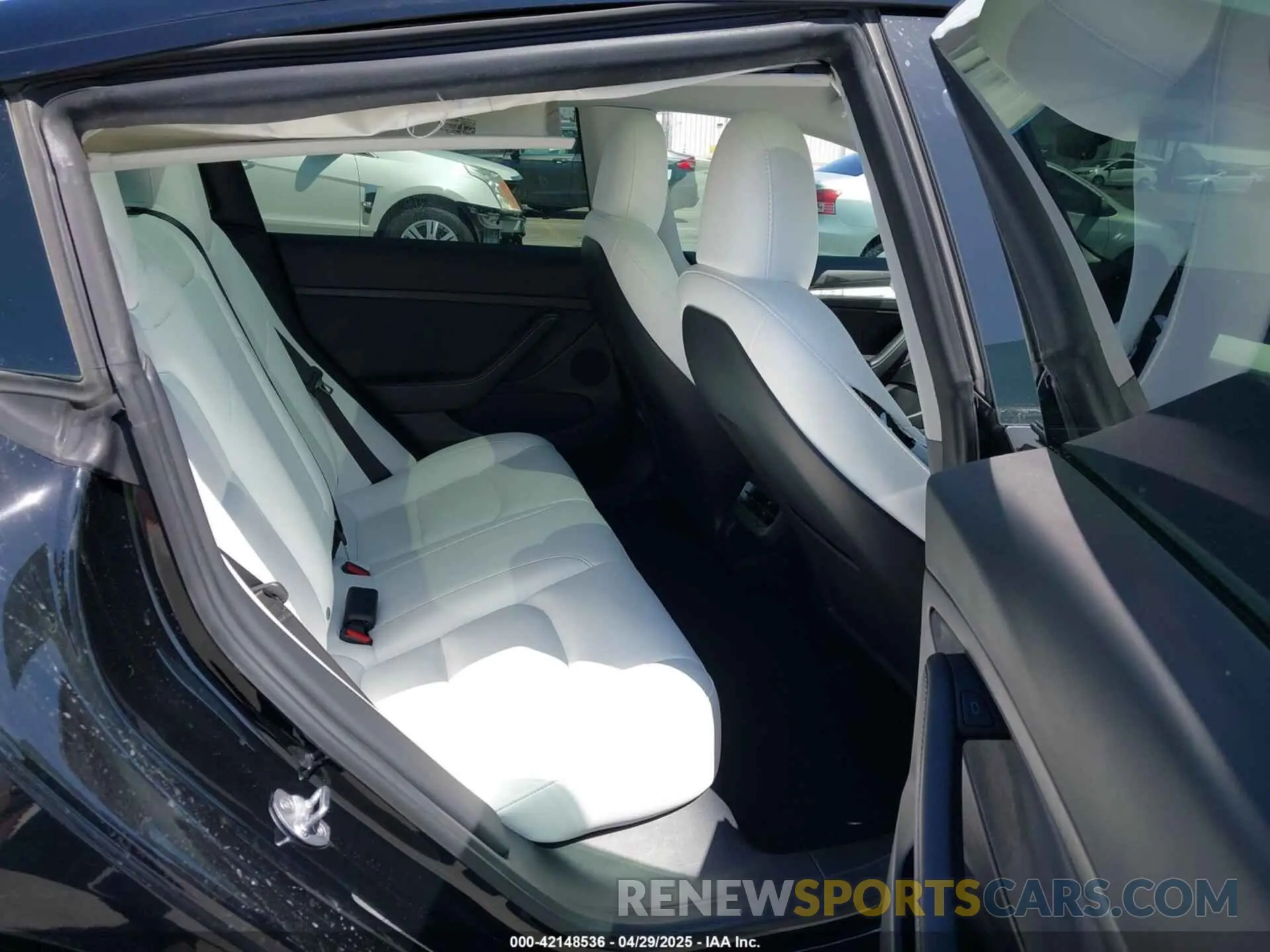8 Photograph of a damaged car 5YJ3E1EA1PF599699 TESLA MODEL 3 2023