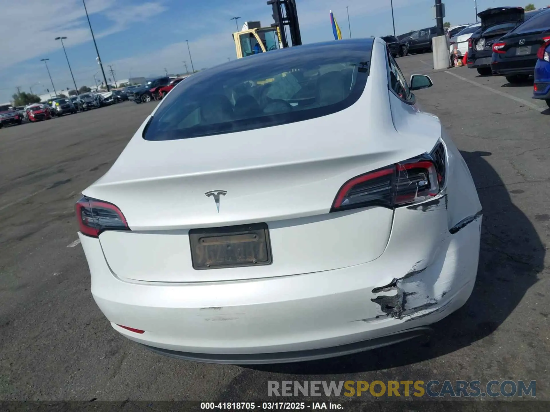 15 Photograph of a damaged car 5YJ3E1EA1PF604139 TESLA MODEL 3 2023
