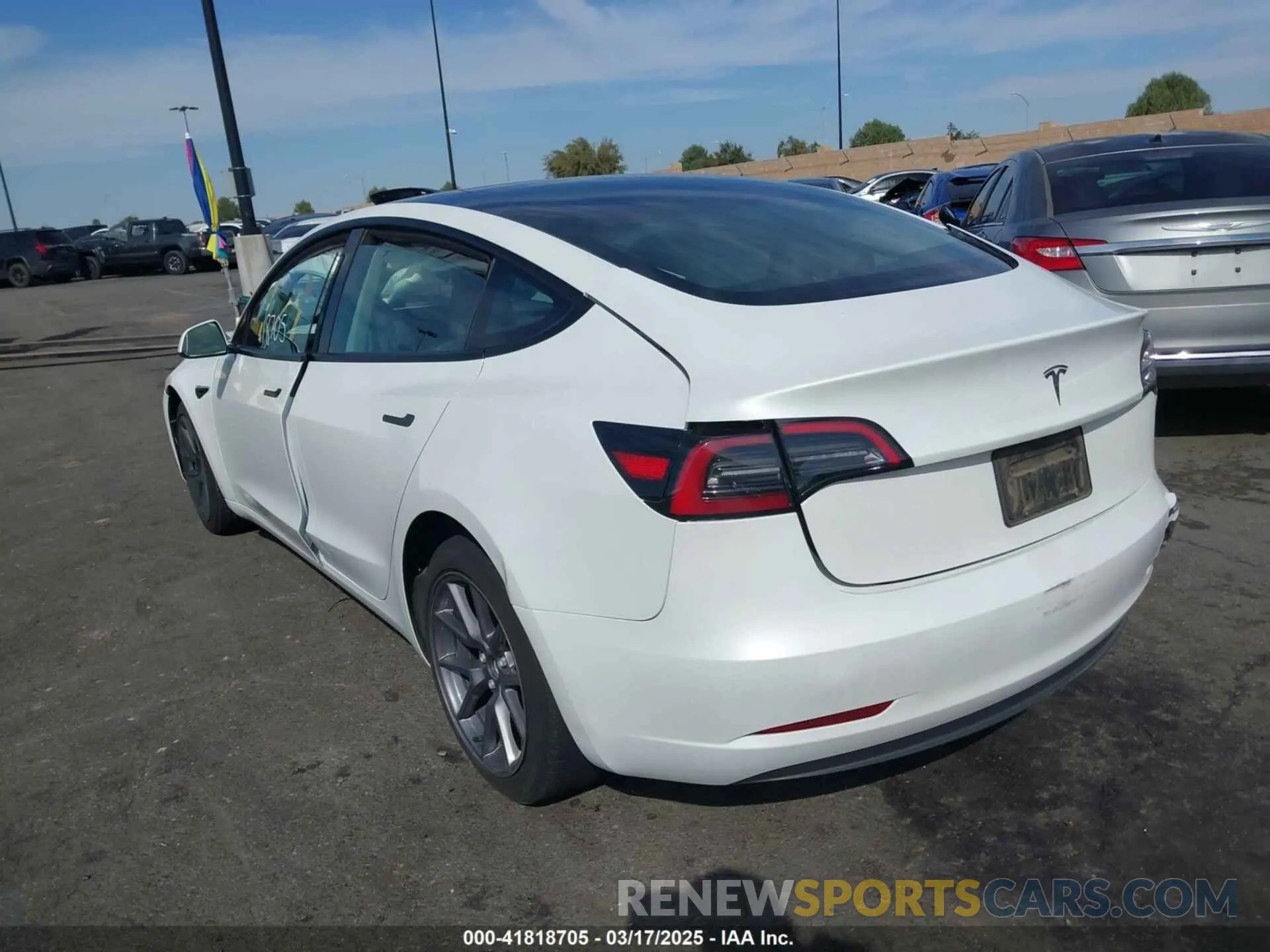 3 Photograph of a damaged car 5YJ3E1EA1PF604139 TESLA MODEL 3 2023