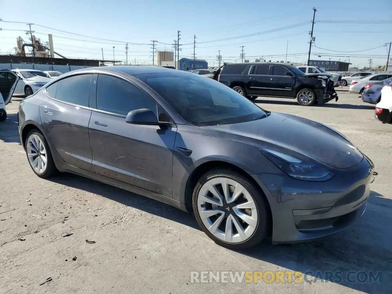 4 Photograph of a damaged car 5YJ3E1EA1PF616548 TESLA MODEL 3 2023