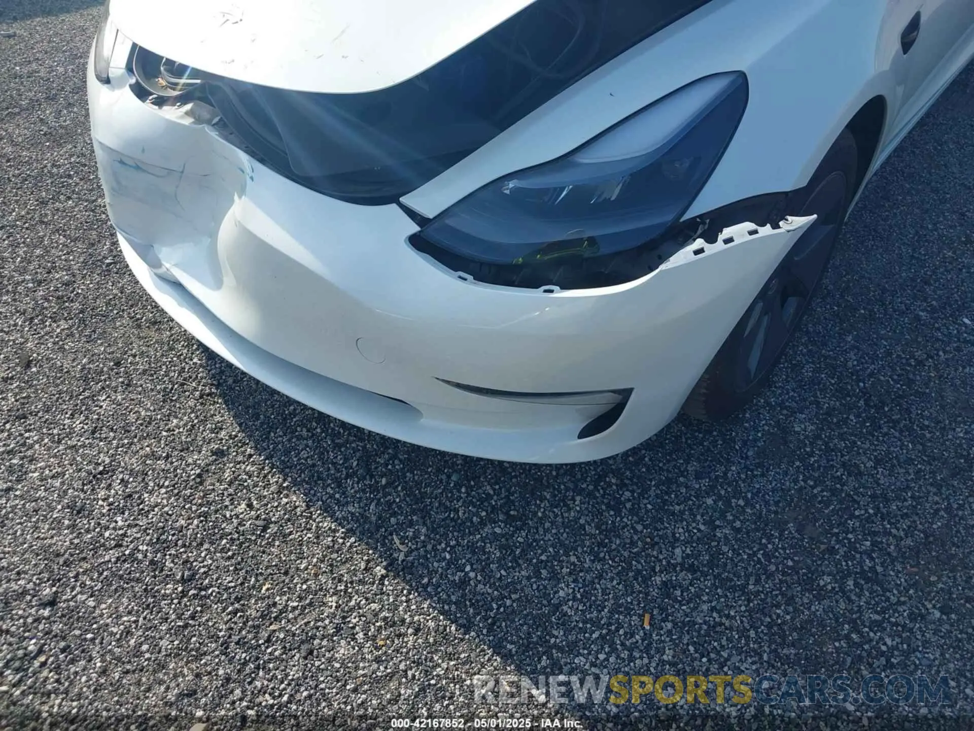 6 Photograph of a damaged car 5YJ3E1EA1PF621698 TESLA MODEL 3 2023