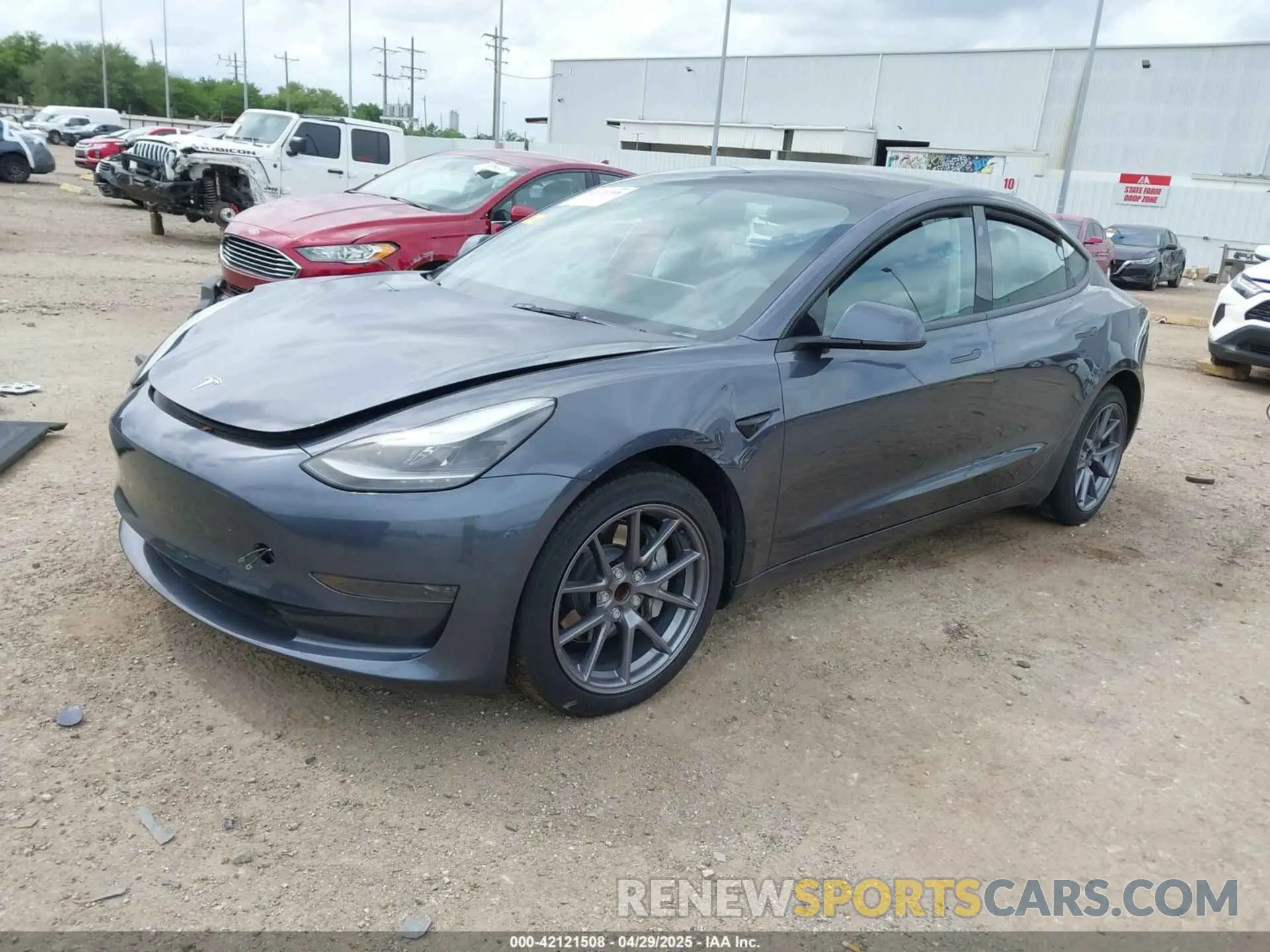 2 Photograph of a damaged car 5YJ3E1EA1PF642955 TESLA MODEL 3 2023
