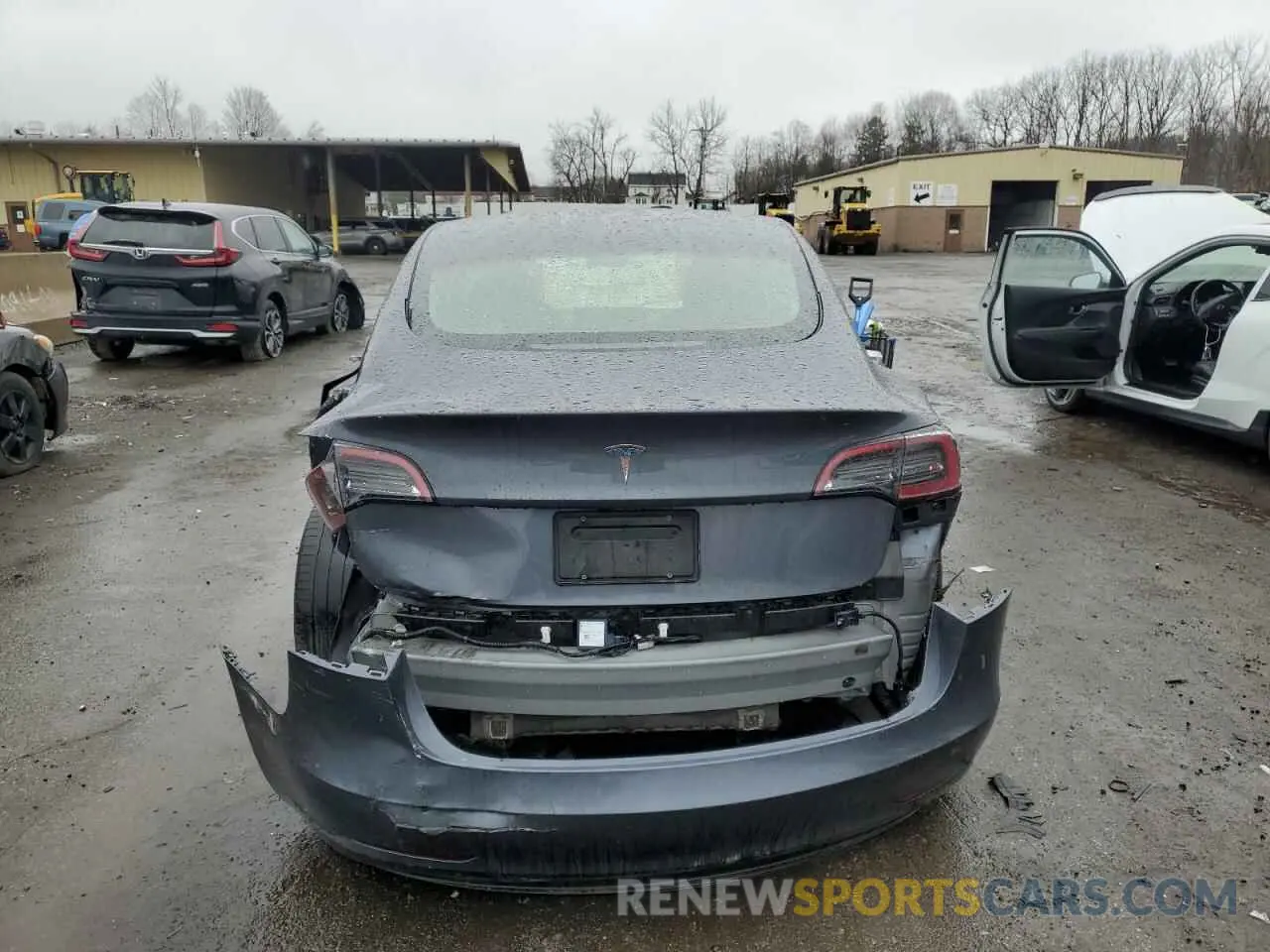 6 Photograph of a damaged car 5YJ3E1EA1PF662929 TESLA MODEL 3 2023