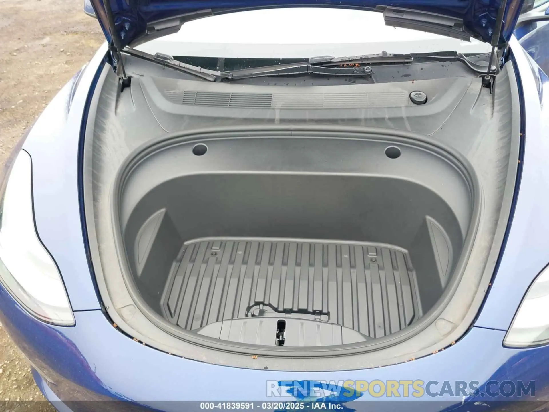 10 Photograph of a damaged car 5YJ3E1EA1PF664311 TESLA MODEL 3 2023