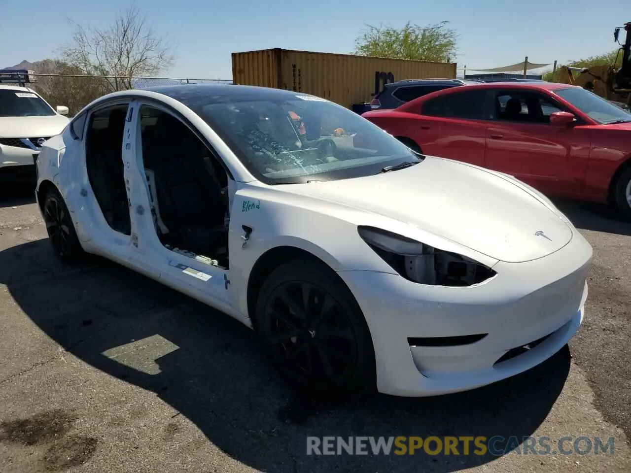 4 Photograph of a damaged car 5YJ3E1EA1PF665006 TESLA MODEL 3 2023