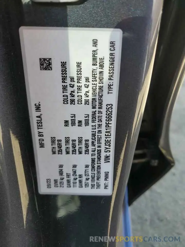 13 Photograph of a damaged car 5YJ3E1EA1PF666253 TESLA MODEL 3 2023