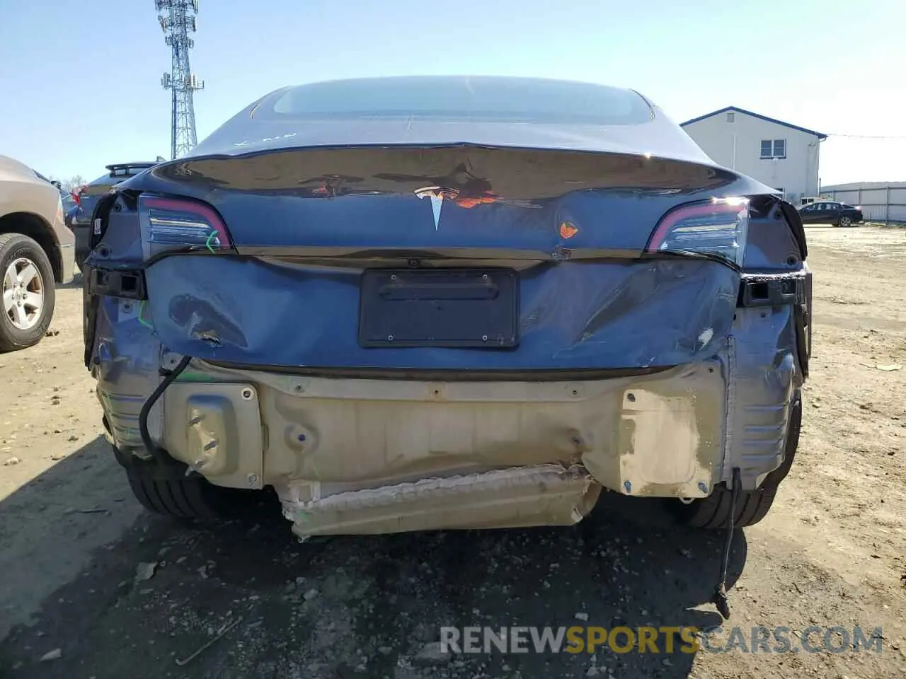 6 Photograph of a damaged car 5YJ3E1EA1PF666253 TESLA MODEL 3 2023
