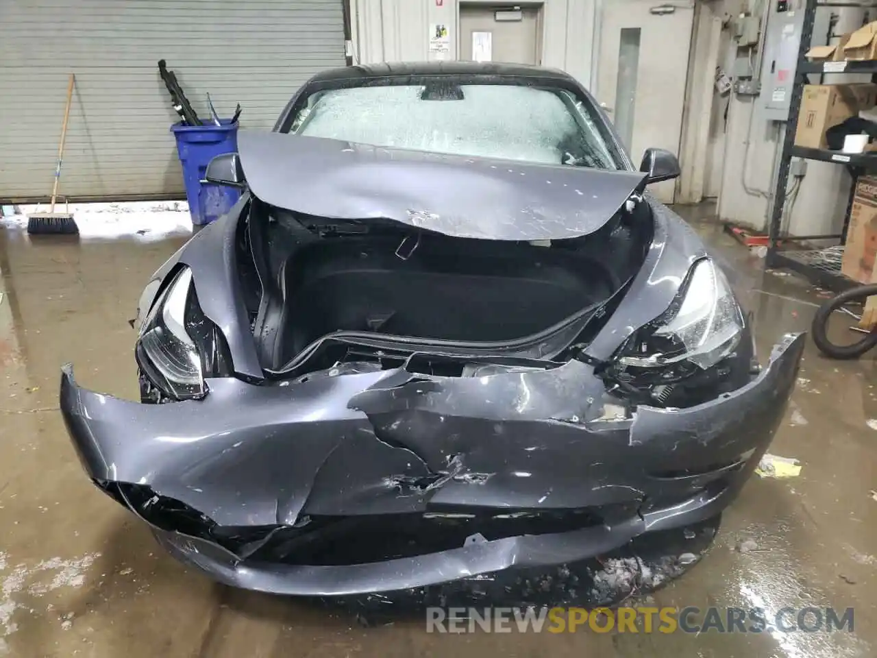 5 Photograph of a damaged car 5YJ3E1EA1PF666480 TESLA MODEL 3 2023