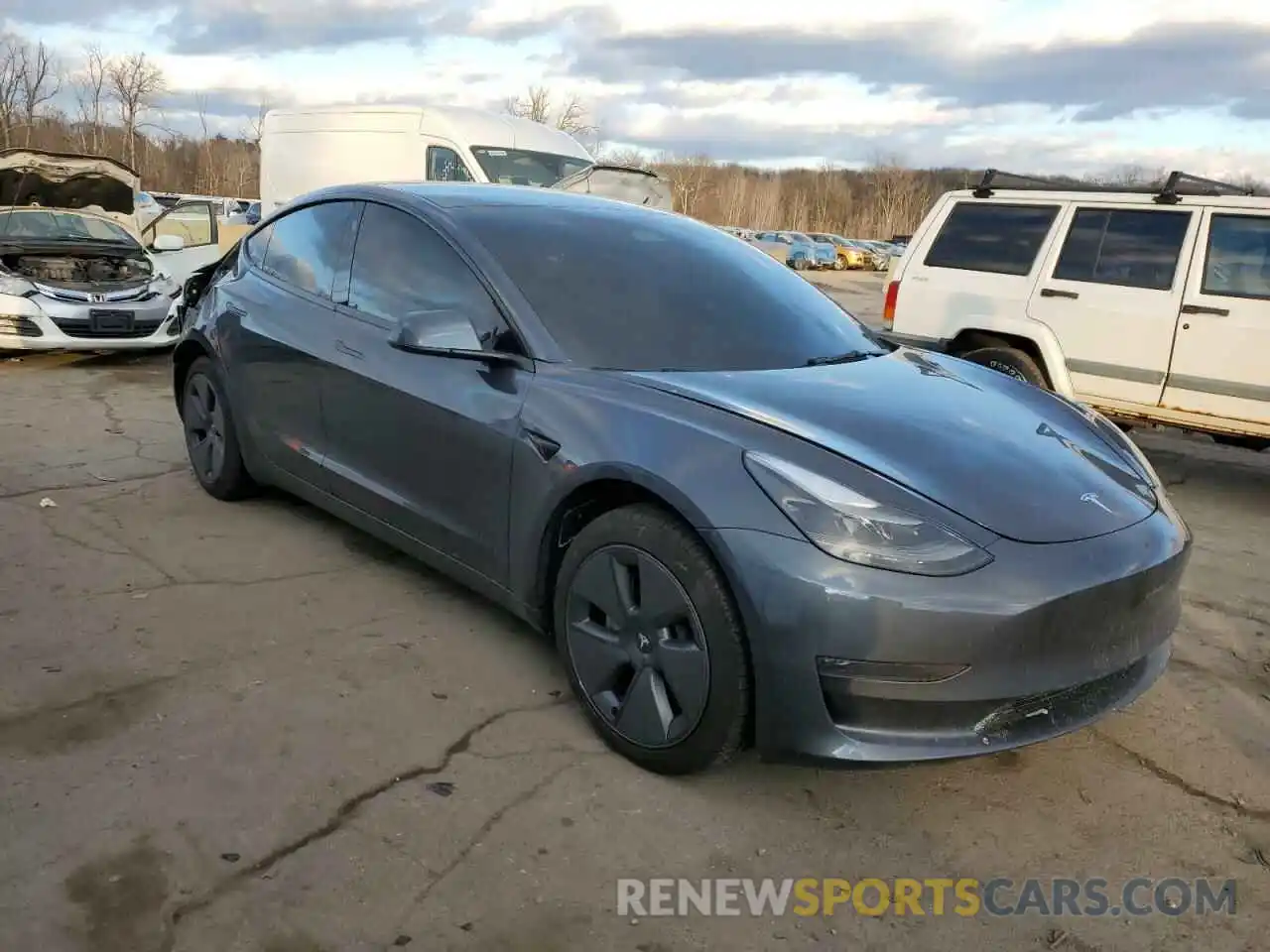 4 Photograph of a damaged car 5YJ3E1EA1PF675843 TESLA MODEL 3 2023