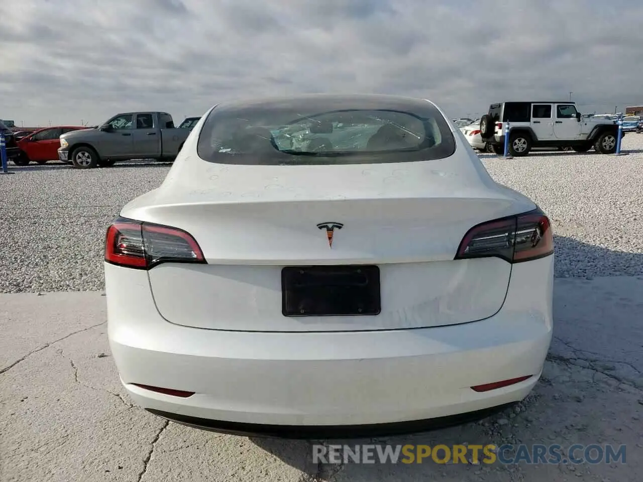 6 Photograph of a damaged car 5YJ3E1EA1PF677494 TESLA MODEL 3 2023