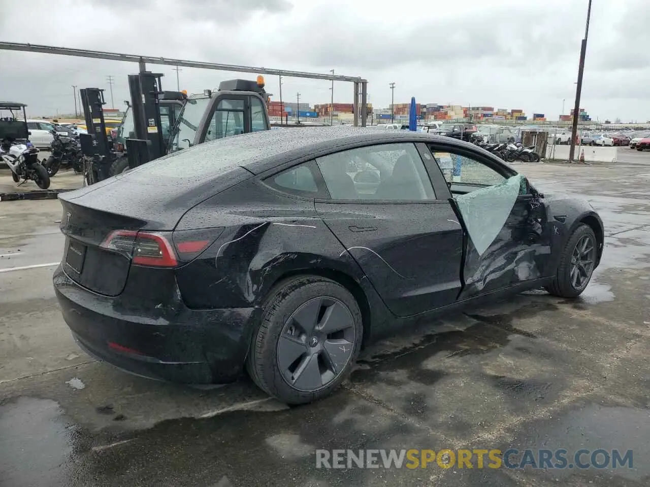 3 Photograph of a damaged car 5YJ3E1EA1PF677592 TESLA MODEL 3 2023